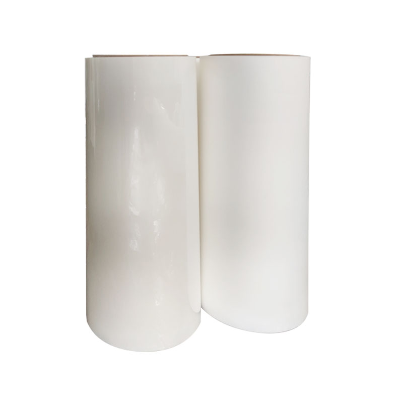 Quali sono le differenze tra la pellicola per laminazione termica soft touch e la pellicola per laminazione termica antigraffio?